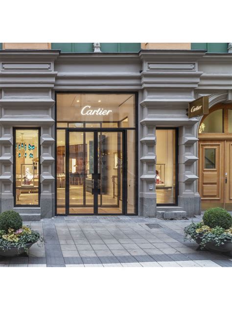 Cartier opens in Stockholm first Scandinavian store.